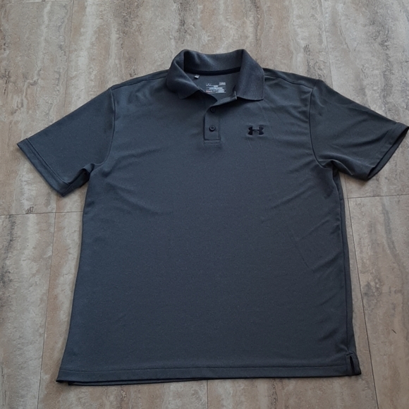 Under Armour Other - 🚨3/$15 Under Armour Loose fit polo shirt heatgear